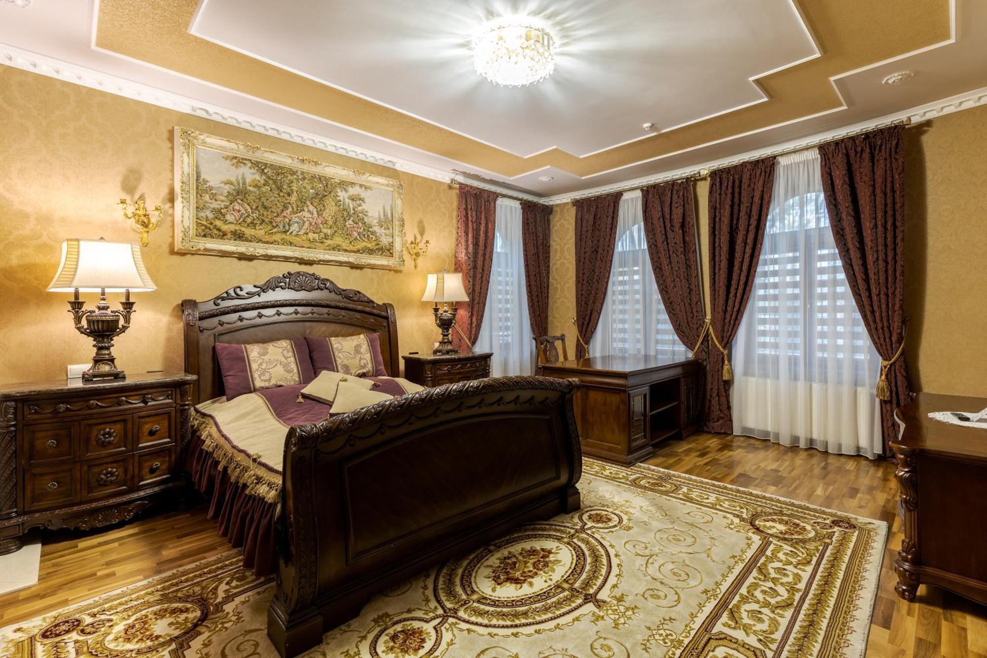 Luxury Boutique Andreevskiy リヴィウ エクステリア 写真